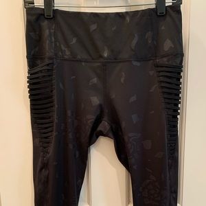 Black 7/8 length leggings